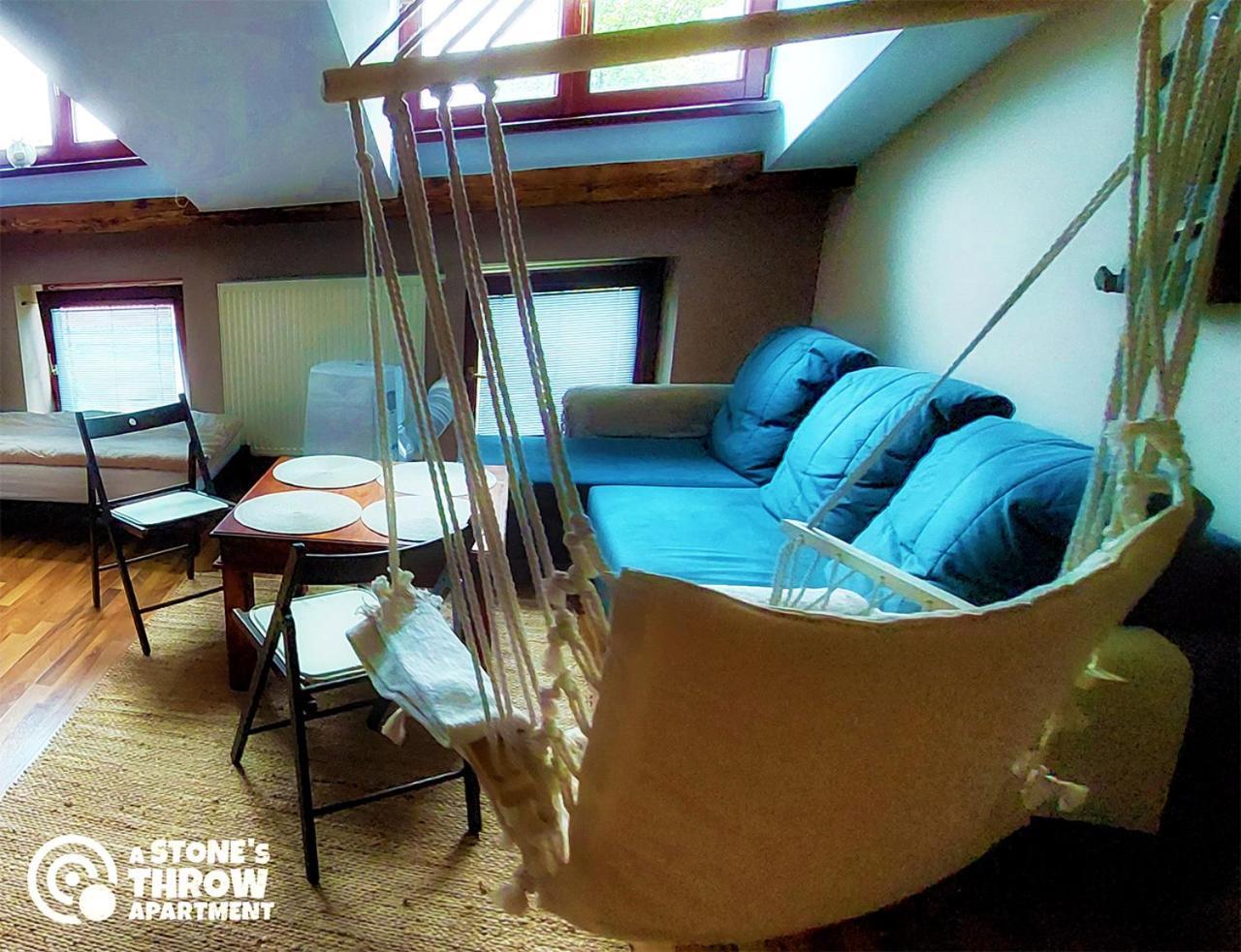 A Stone'S Throw Apartment Krakow Dış mekan fotoğraf