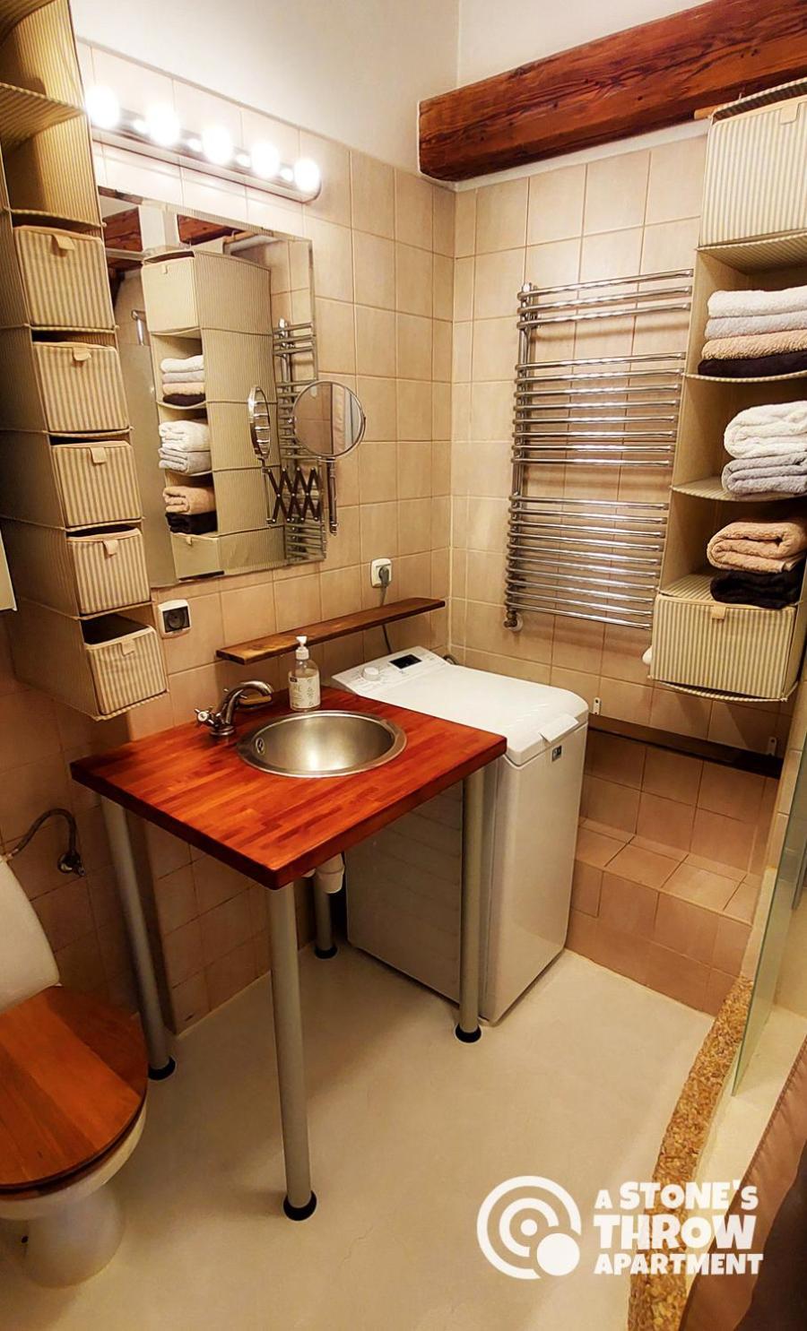 A Stone'S Throw Apartment Krakow Dış mekan fotoğraf